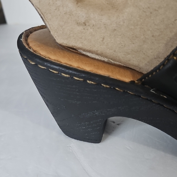 Born Black Leather Mules with Ergonomic Design - Picture 4 of 13